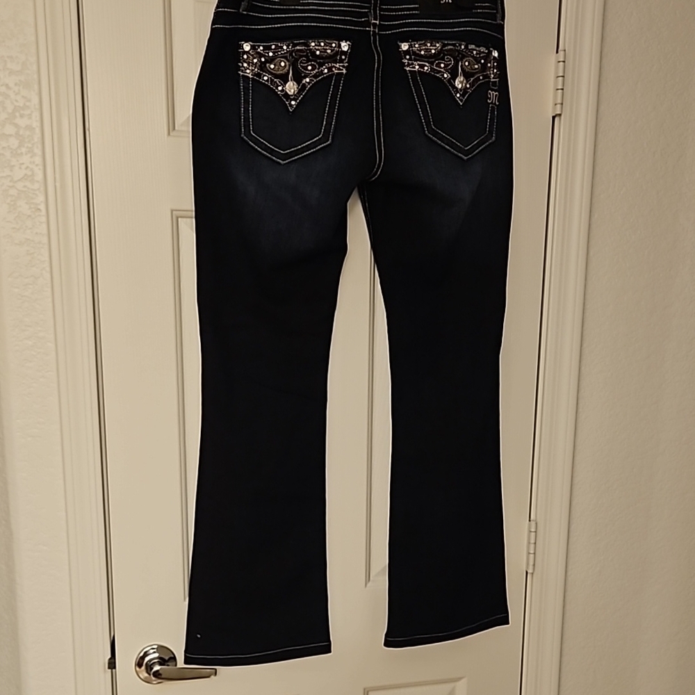 Women's Dark Blue Embellished Jeans..new without tag